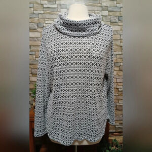 Croft & Barrow XL Cozy Sweater Black Gray‎ Diamond Print Turtleneck